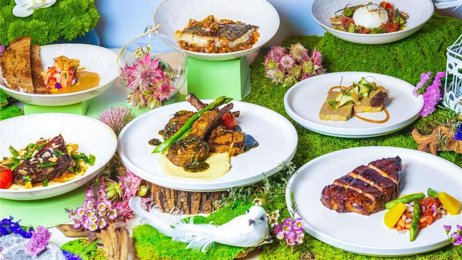 Pullman Singapore Orchard Restaurant