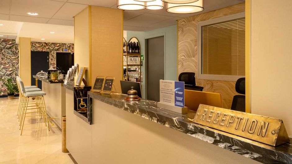 Best Western Hotel Le Quercy Lobby