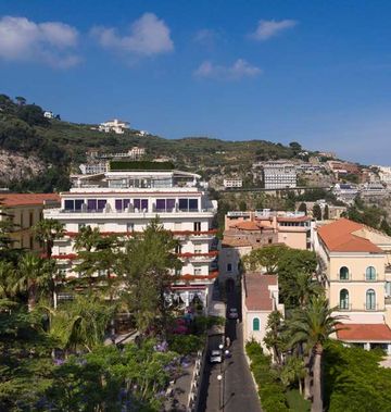 Continental Hotel