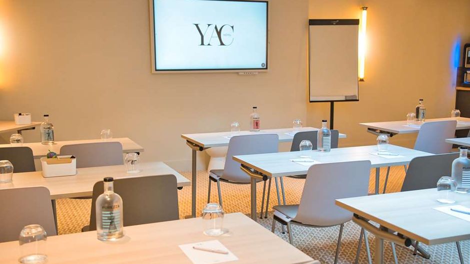 Hotel YAC Paris Clichy Radisson Individ Meeting