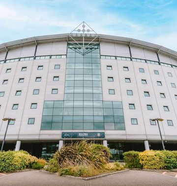Bolton Stadium Hotel,Radisson Individual