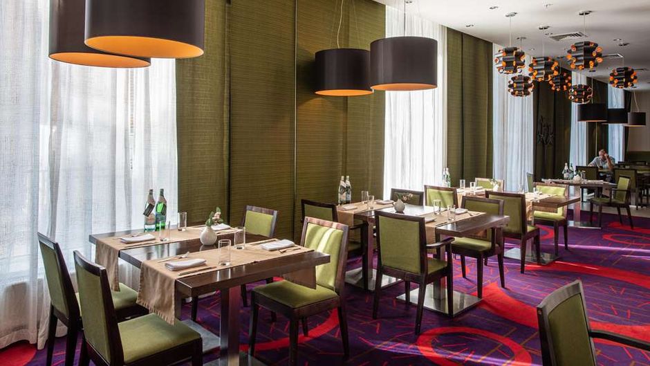 Cosmos Kazan Hotel, Radisson Individuals Restaurant
