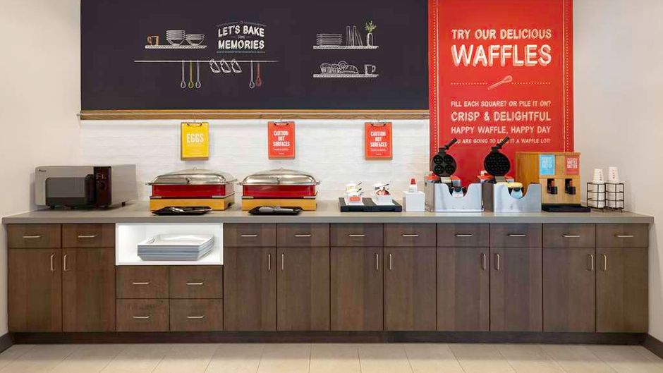 Hampton Inn by Hilton Midland Restaurant