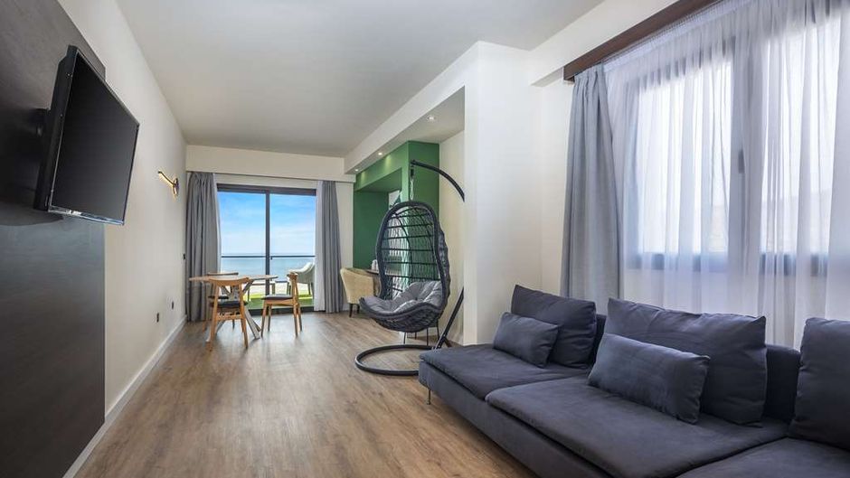 Occidental Roca Negra Suite