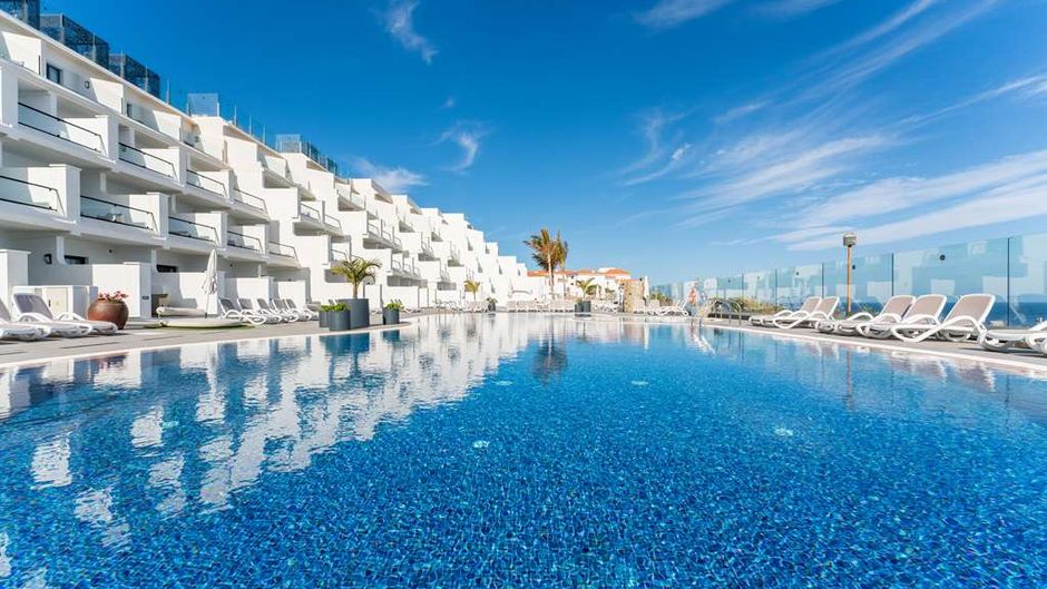 Occidental Roca Negra Pool