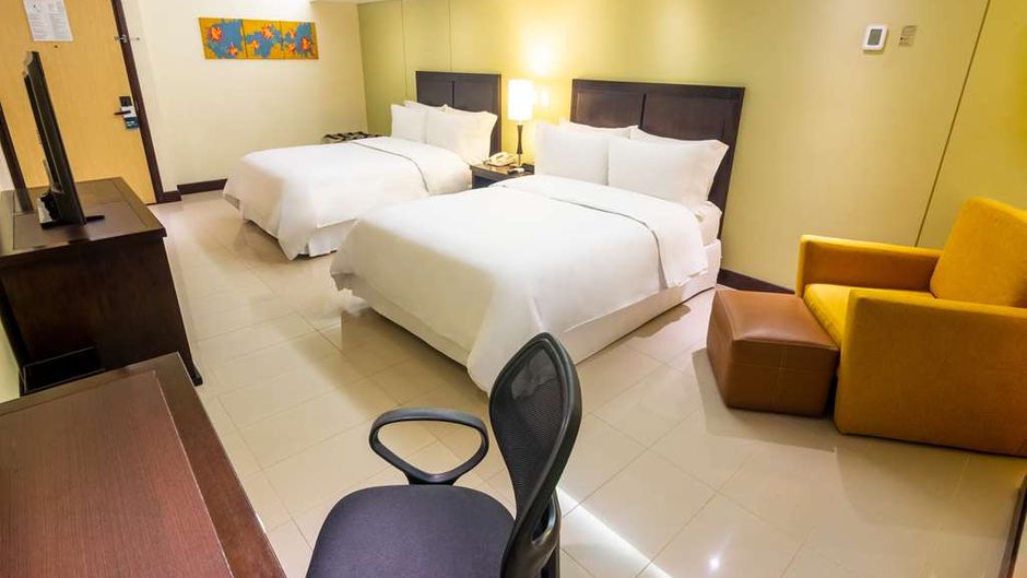 Sonesta Hotel Cali Room