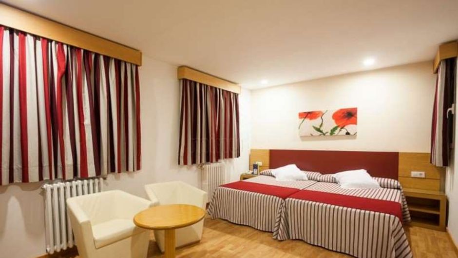 Hotel Amic Colon Room