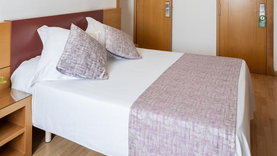 Hotel Amic Colon Room