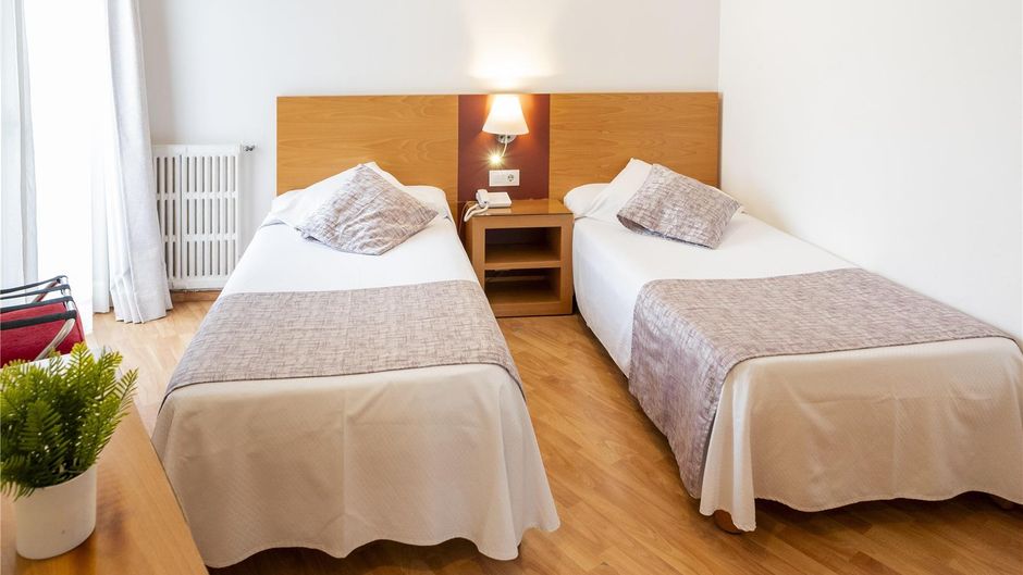 Hotel Amic Colon Room