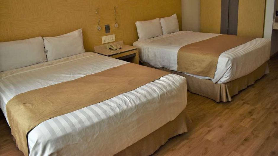 Ramada by Wyndham Mexico City Santa Fe Suite