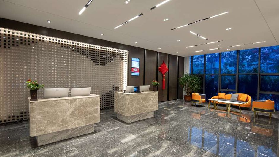 Microtel by Wyndham Sanya Dadonghai Lobby
