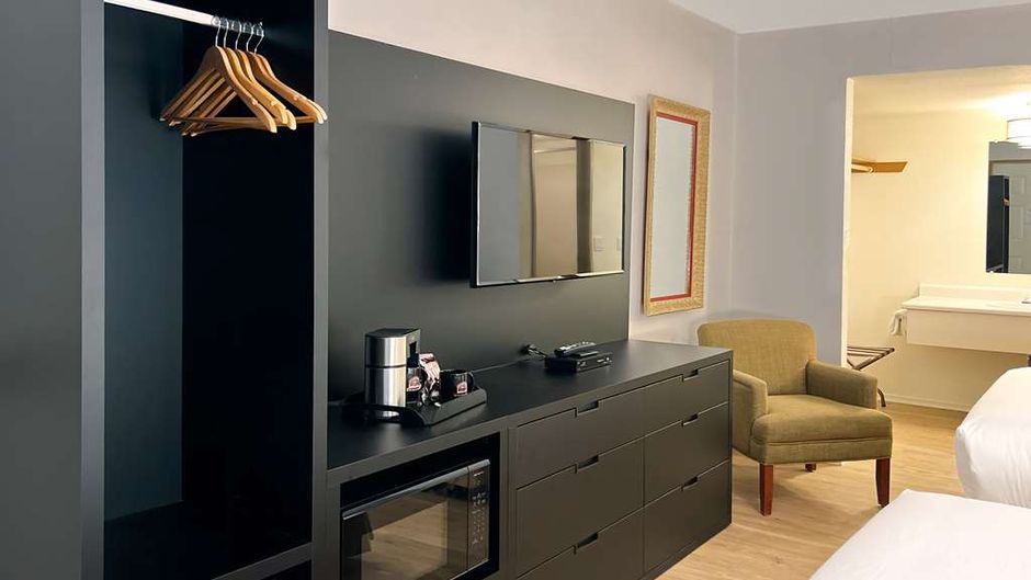 The Downtown, a Coast Hotel Room