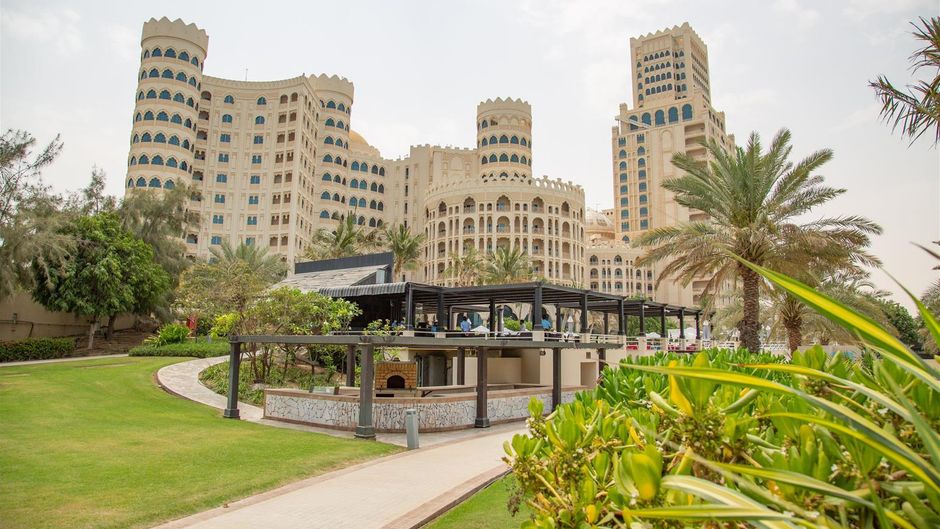 Al Hamra Residence Restaurant