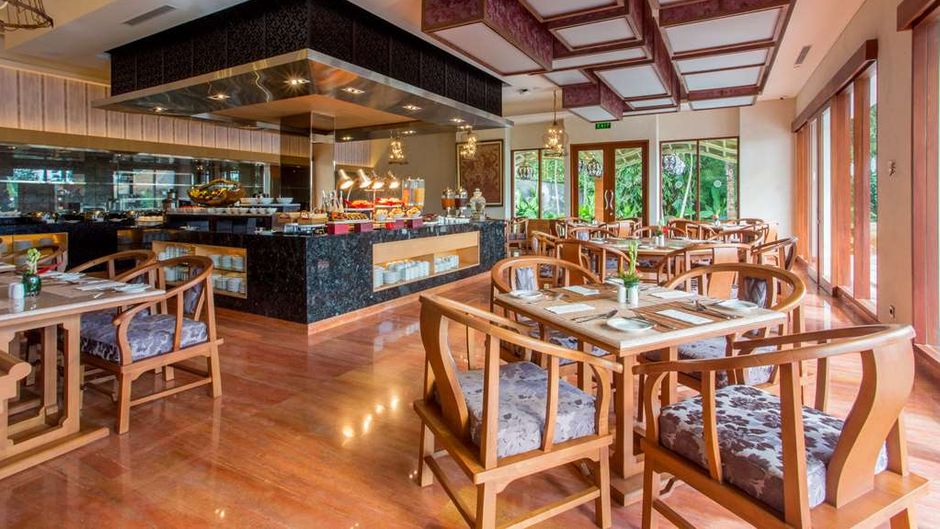 SereS Springs Resort and Spa Restaurant