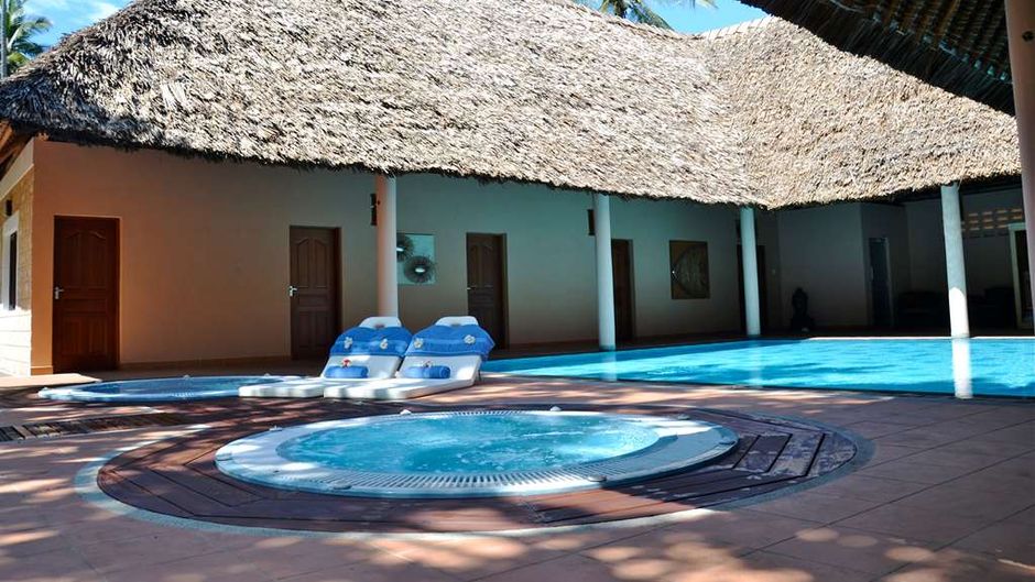 Neptune Village Beach Resort & Spa Spa