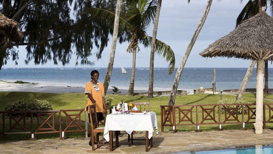 Neptune Paradise Beach Resort & Spa Restaurant