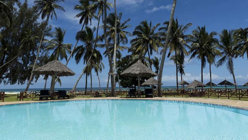 Neptune Paradise Beach Resort & Spa Pool
