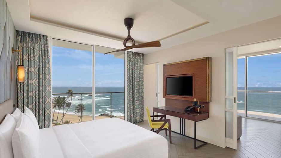 Radisson Blu Resort Galle Suite