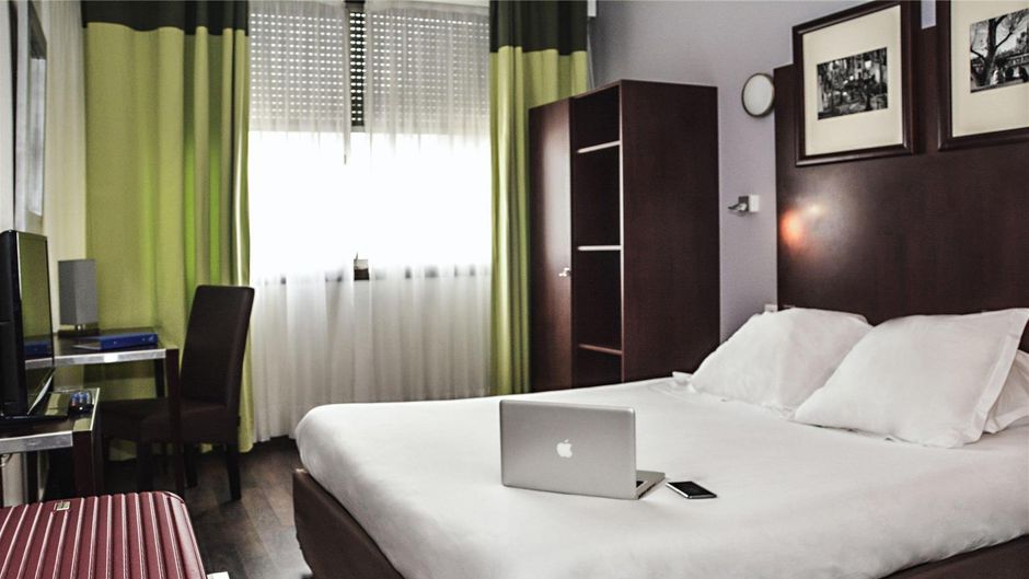 Hotel Du Centre Room