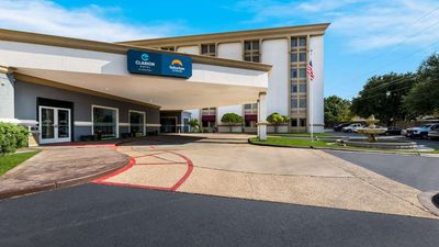 Clarion Hotel