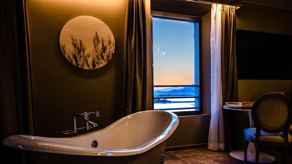 Le Hameau des Pesquiers Ecolodge, Curio Room