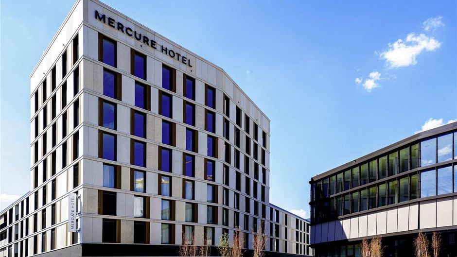 Mercure Hotel Delemont Exterior