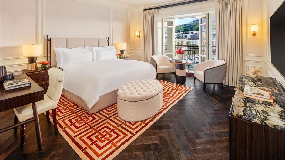 Fairmont Cape Grace Room
