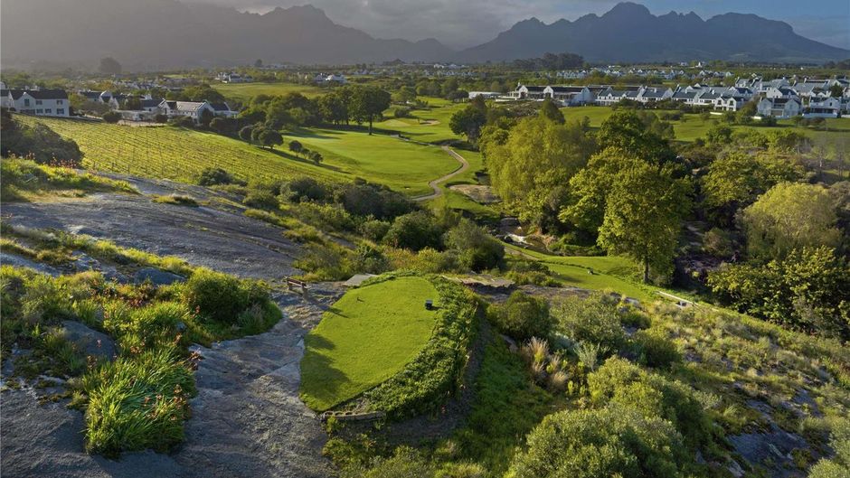 Fairmont Cape Grace Golf