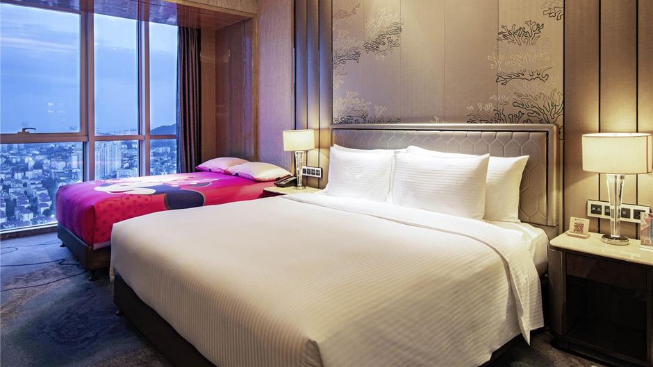 Pullman Yantai Center Room
