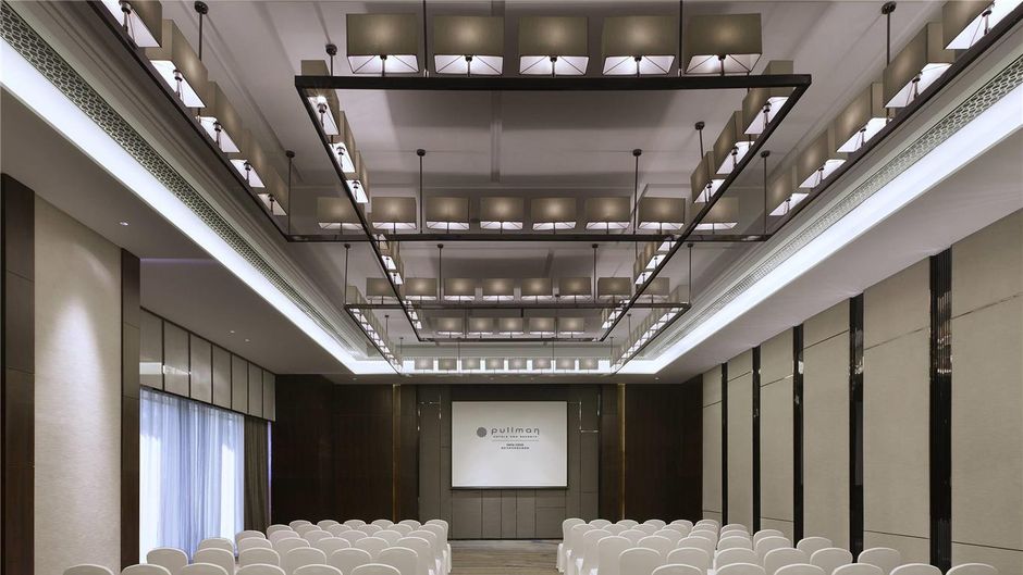 Pullman Yantai Center Meeting