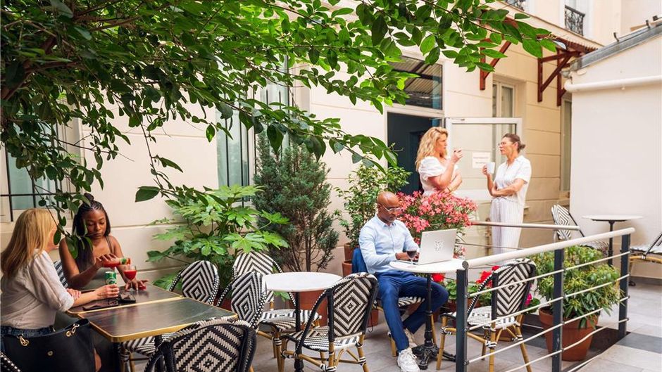 Ibis Styles Paris Batignolles Exterior