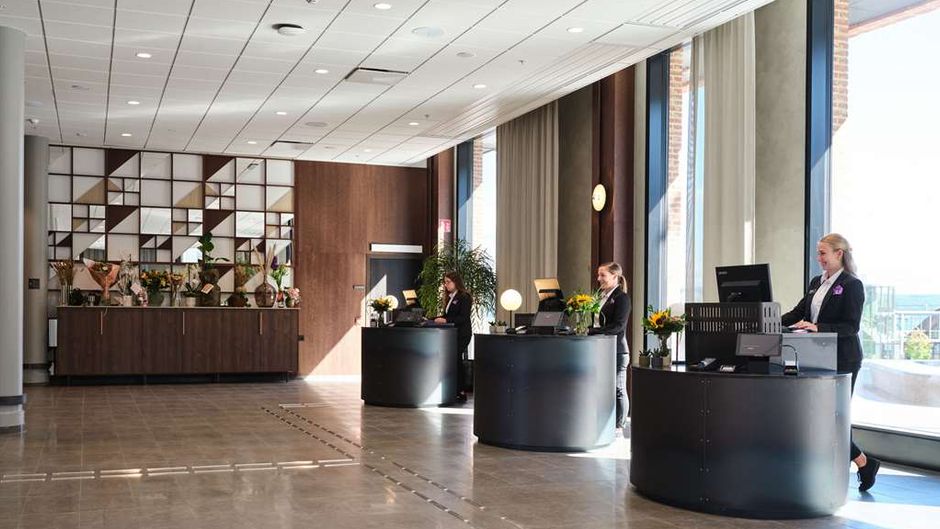 Quality Hotel Match Lobby