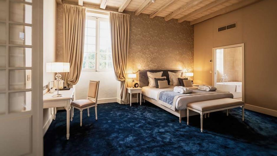 Abbaye de Villeneuve Suite