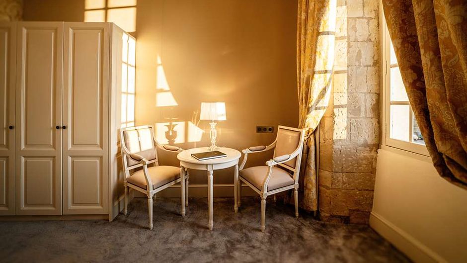 Abbaye de Villeneuve Room