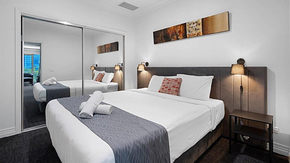 Comfort Apartments Melbourne Central Suite