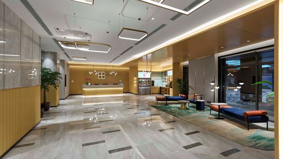 Hilton Garden Inn Lhasa Lobby
