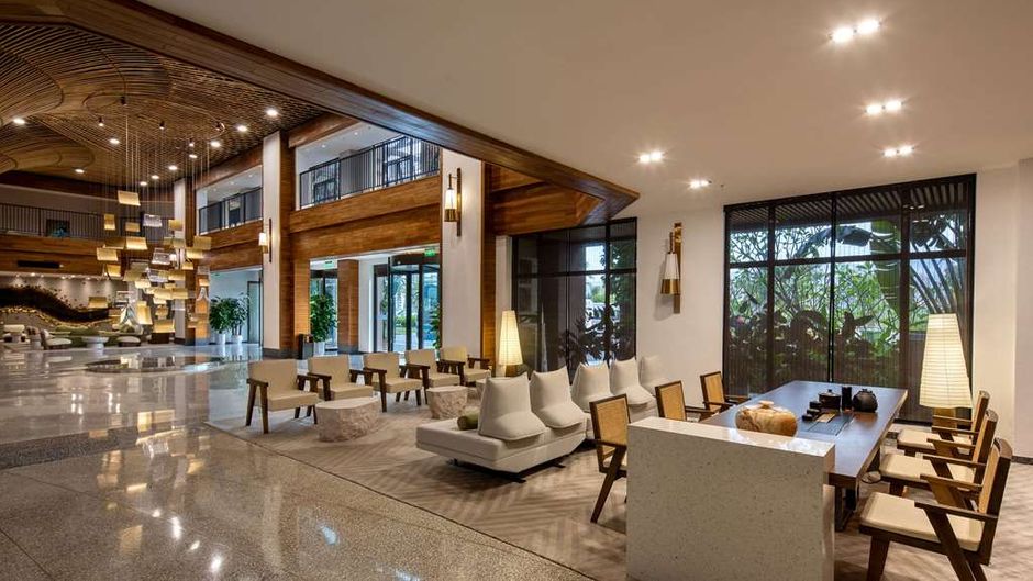 Microtel by Wyndham Xishuangbanna Lobby