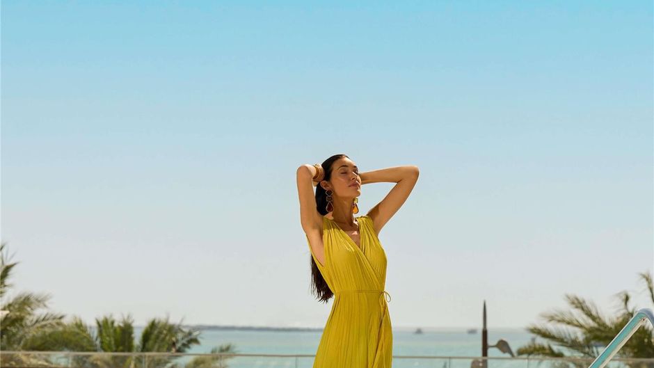 Fairmont Doha Pool