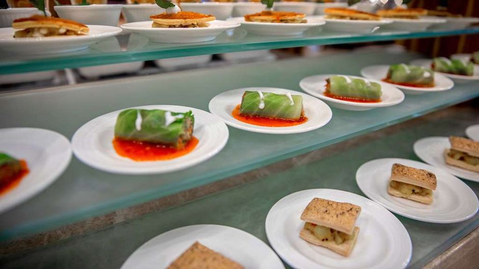 The Gaurs Sarovar Premiere Restaurant