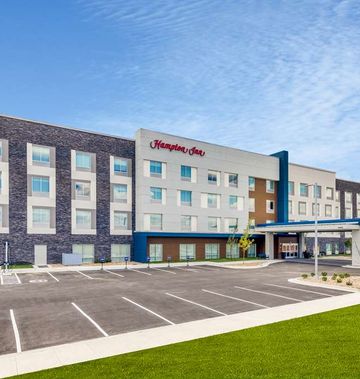 Hampton Inn Kansas City Southeast