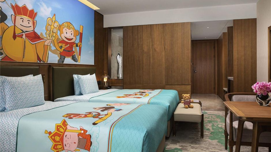 Pullman Yuxi Falcon Room