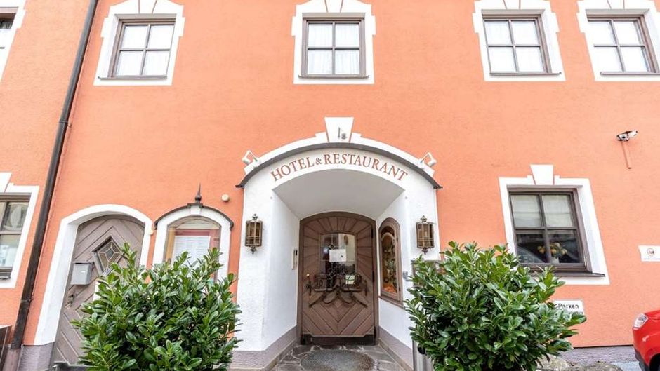 Hotel Hoelzerbraeu Exterior