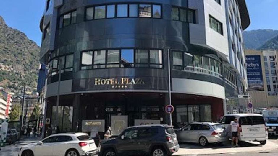 Hotel Plaza Andorra Exterior