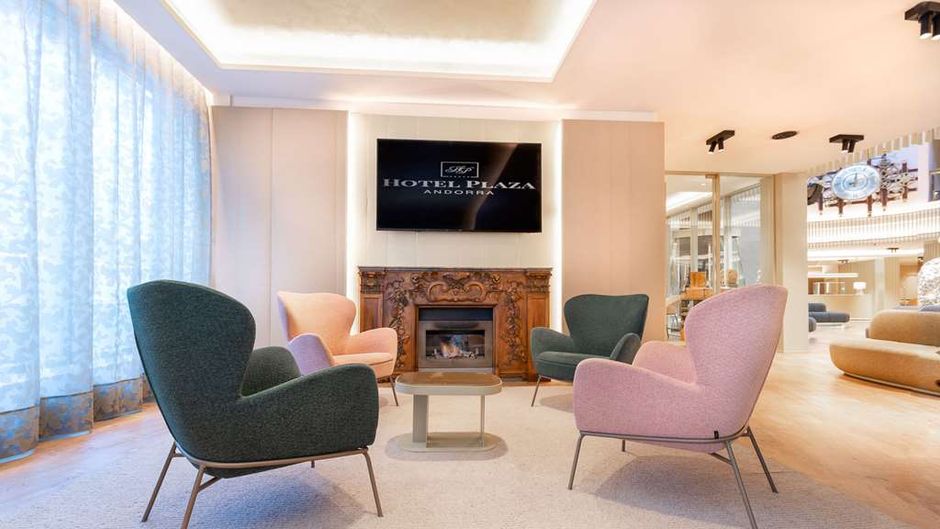 Hotel Plaza Andorra Lobby