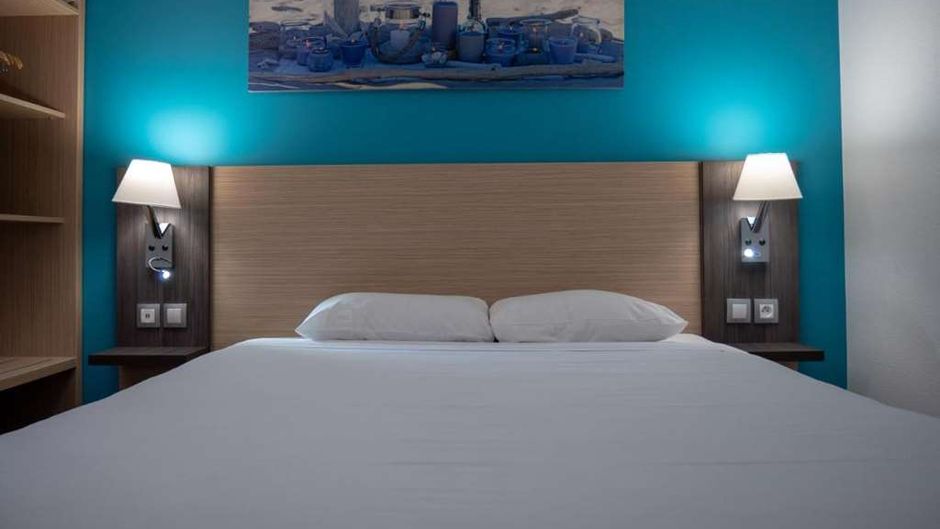 Hotel Bleu France Room