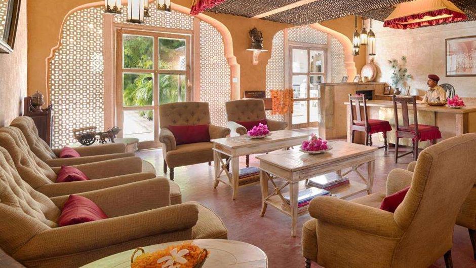 Rawla Narlai Lobby
