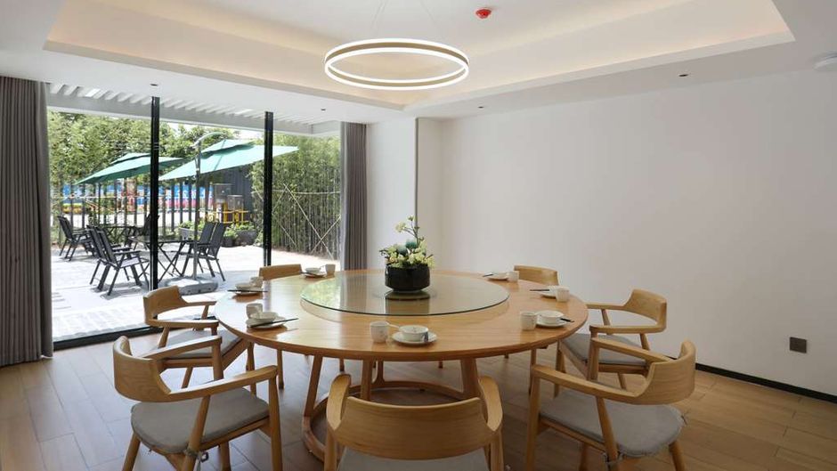 Ramada Encore by Wyndham Jiusuo Downtown Restaurant