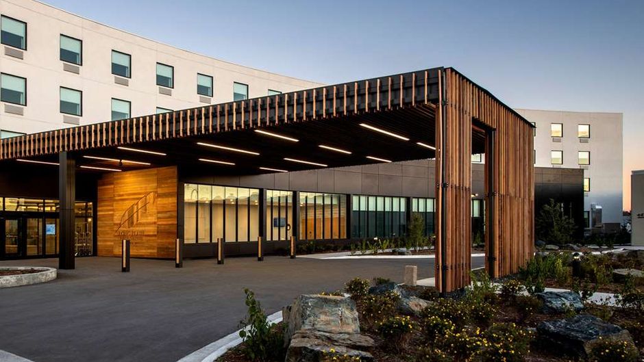 Wyndham Garden Winnipeg Airport Exterior