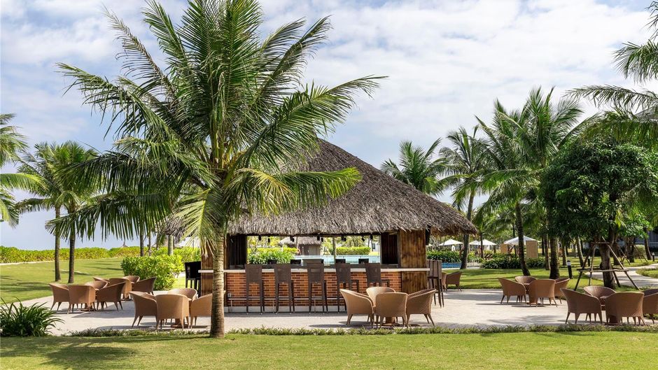 Vinpearl Discovery Cua Hoi Restaurant