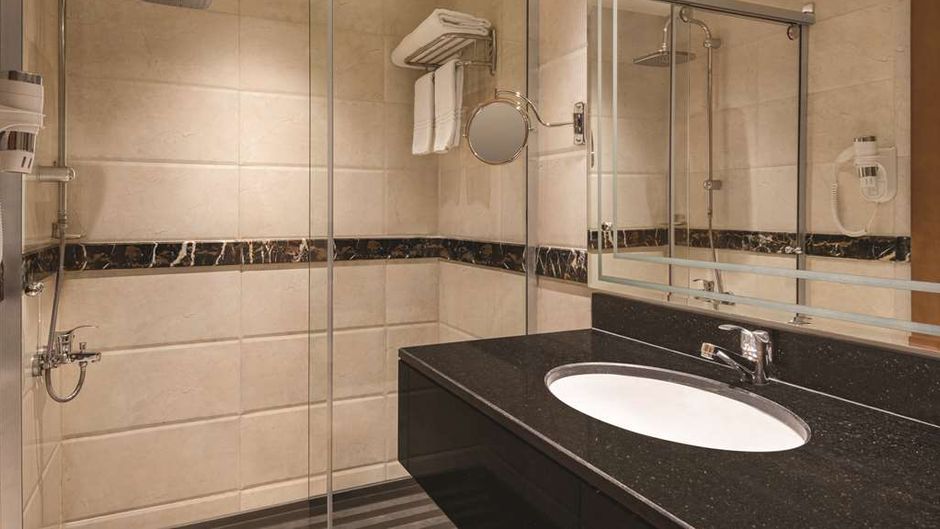 Vivid Jeddah Hotel, Radisson Individuals Room